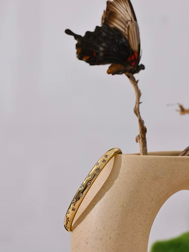 Reflet Céleste Cuff