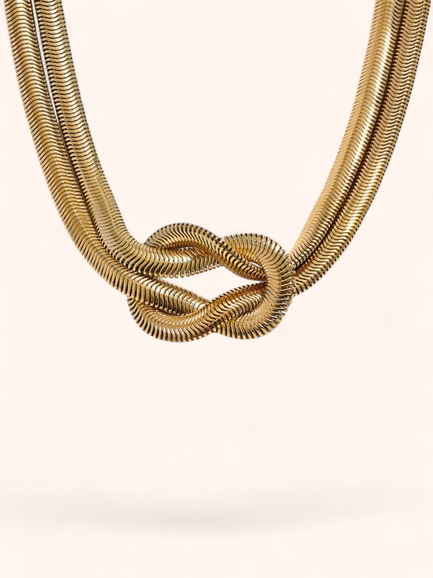 Rosalie Choker