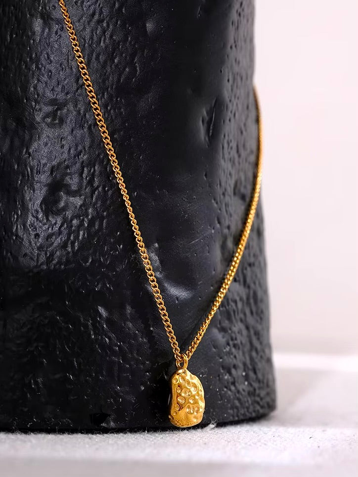 Lucie Necklace