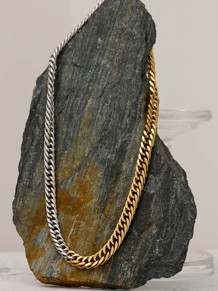 Demi-Lune Necklace