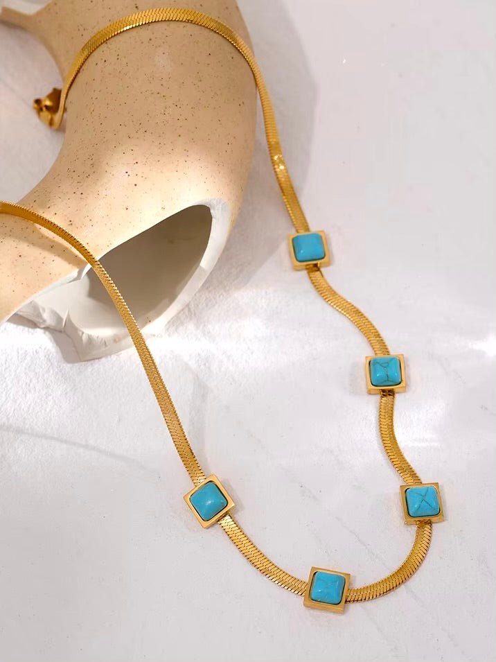 Lune Necklace