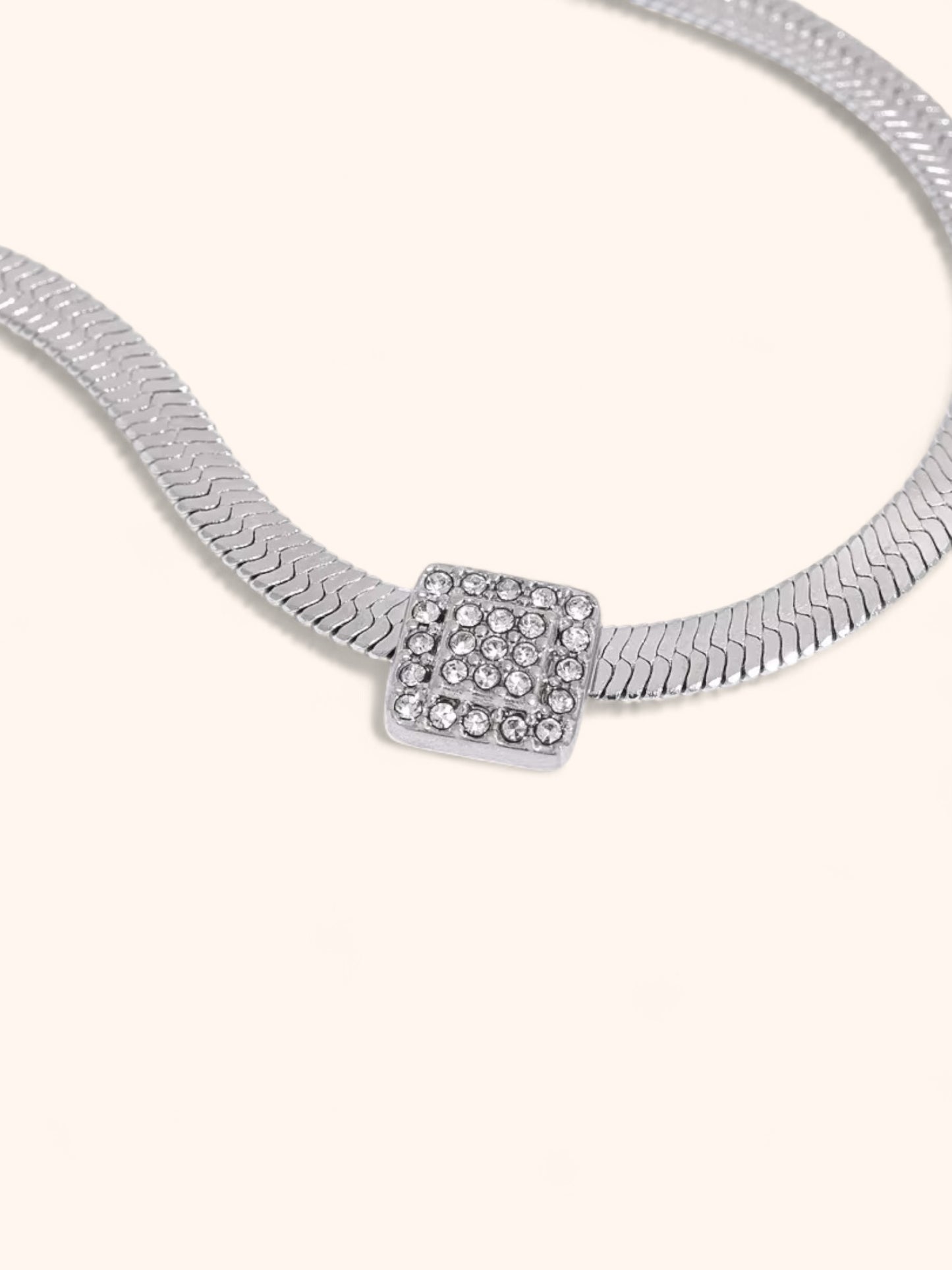 Bordeaux Necklace