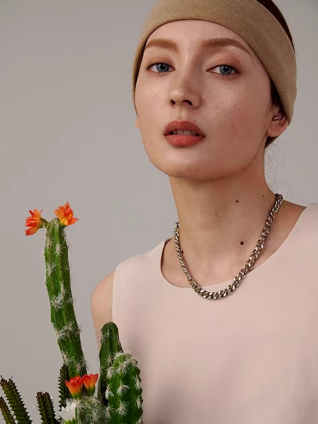 Chérie Necklace