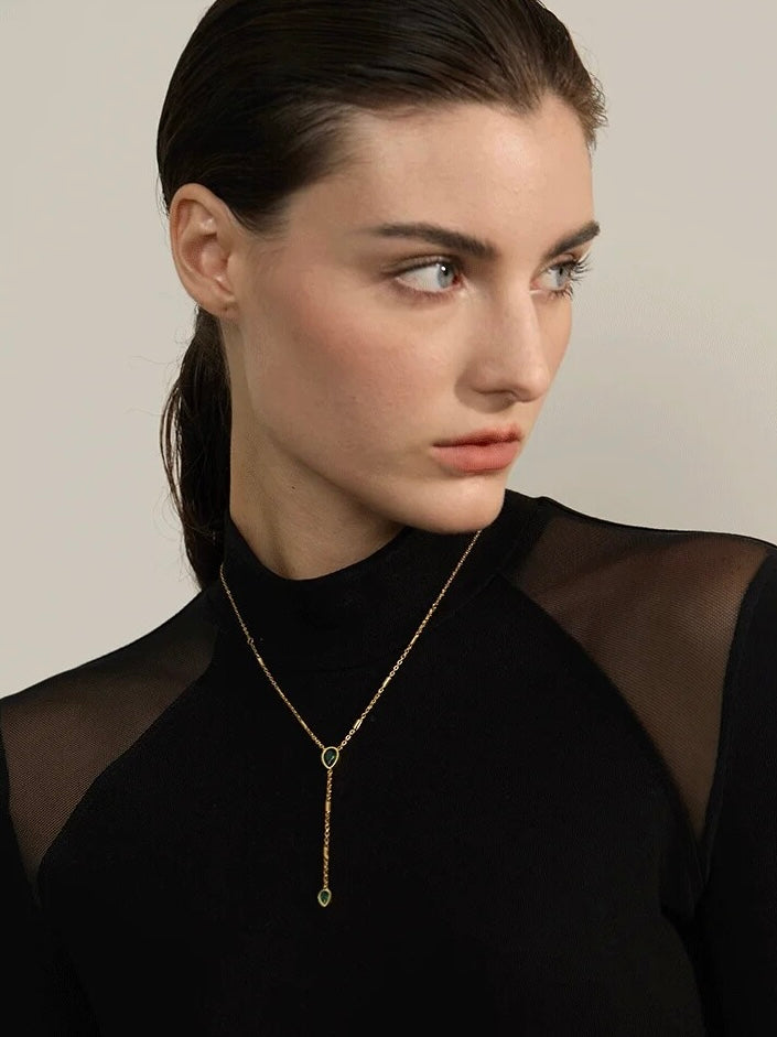 Véronique Lariat Necklace