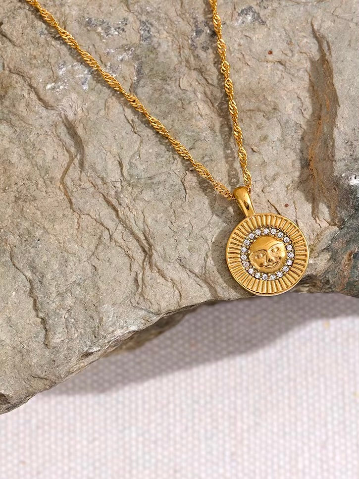 Sol Necklace