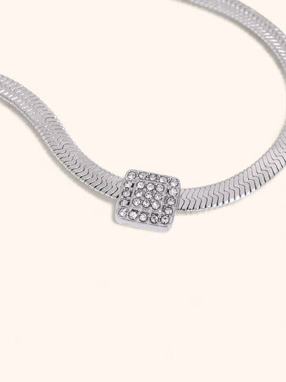 Bordeaux Necklace