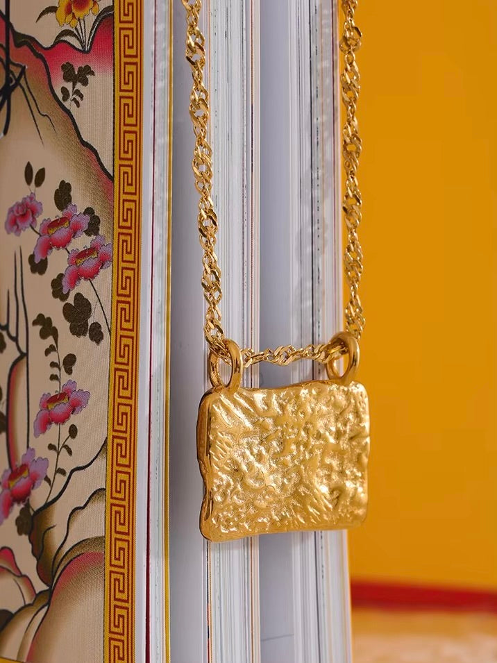 Étreinte Solaire Necklace
