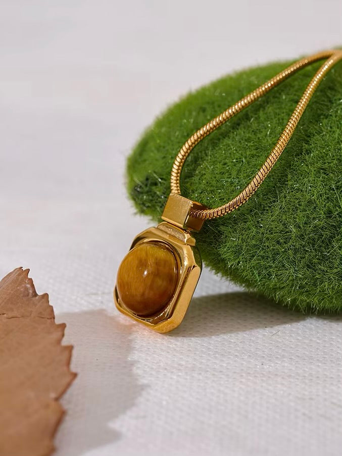 Lune Necklace